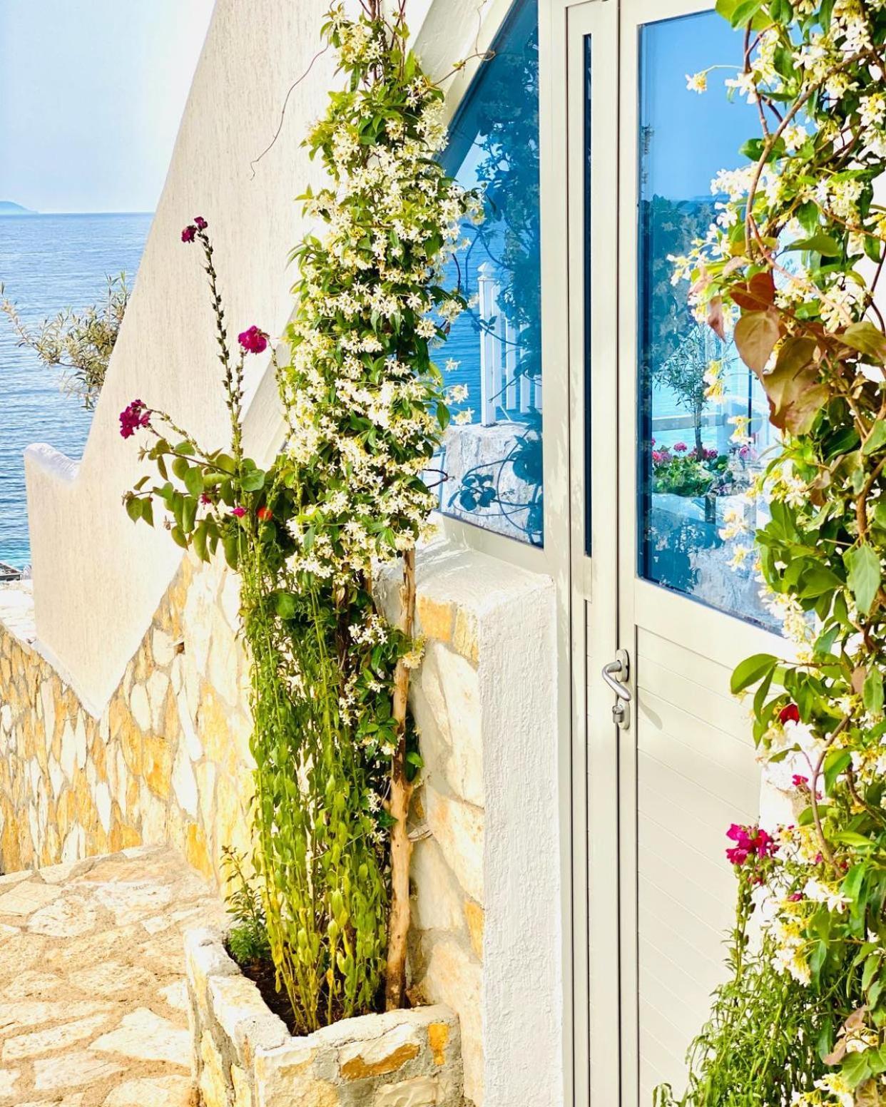 Geo & Art Boutique Hotel Himara Экстерьер фото